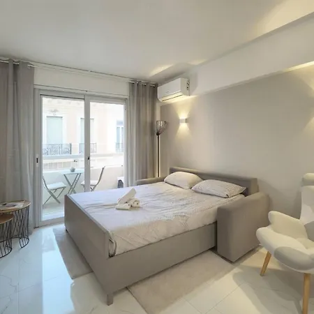 Frgk Victoria 4 1br Terrace, Ac & Ultra-fast Wi-fi *