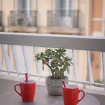 Frgk Victoria 4 1br Terrace, Ac & Ultra-fast Wi-fi Apartman