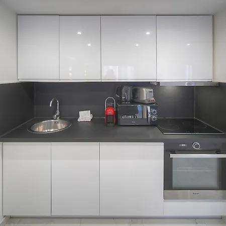 Frgk Victoria 4 1br Terrace, Ac & Ultra-fast Wi-fi