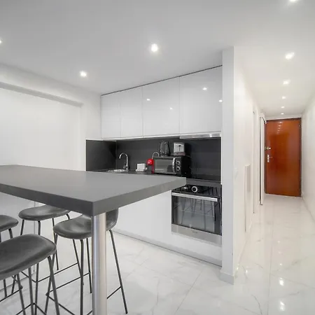 Frgk Victoria 4 1br Terrace, Ac & Ultra-fast Wi-fi * Cannes