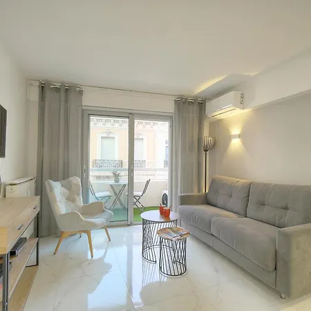 Frgk Victoria 4 1br Terrace, Ac & Ultra-fast Wi-fi Apartamento *