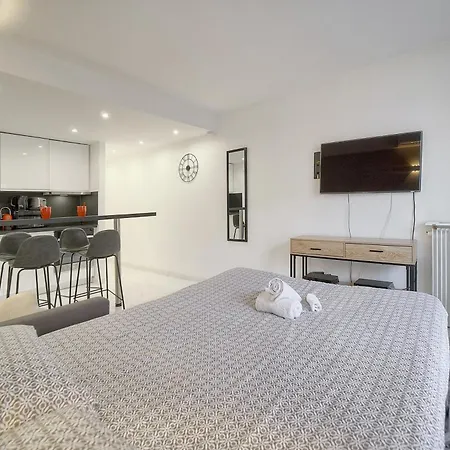 Apartamento Frgk Victoria 4 1br Terrace, Ac & Ultra-fast Wi-fi *