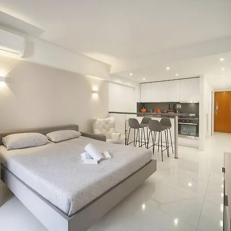 Apartment Frgk Victoria 4 Terrace, Ac & Ultra-fast Wi-fi *