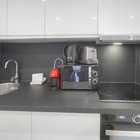 Daire Frgk Victoria 4 Terrace, Ac & Ultra-fast Wi-fi *