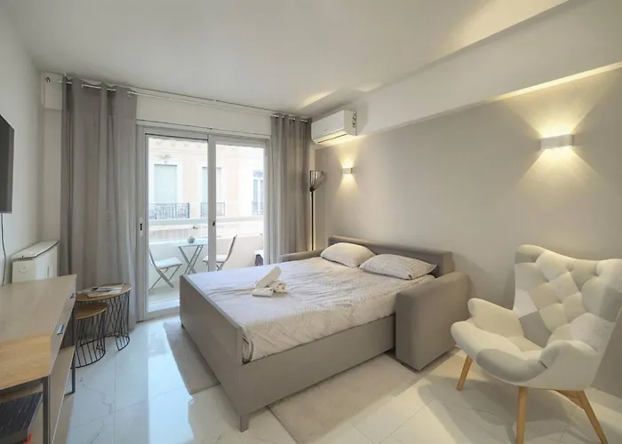 Frgk Victoria 4 1br Terrace, Ac & Ultra-fast Wi-fi *