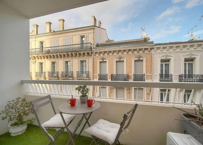 Daire Frgk Victoria 4 1br Terrace, Ac & Ultra-fast Wi-fi *