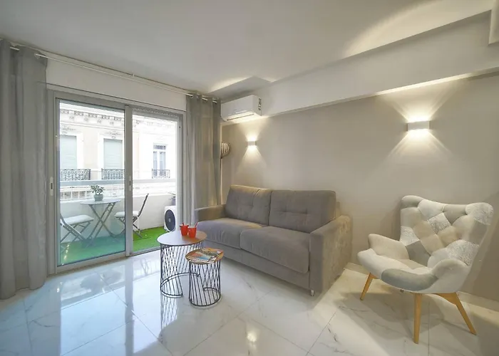 Daire Frgk Victoria 4 1br Terrace, Ac & Ultra-fast Wi-fi